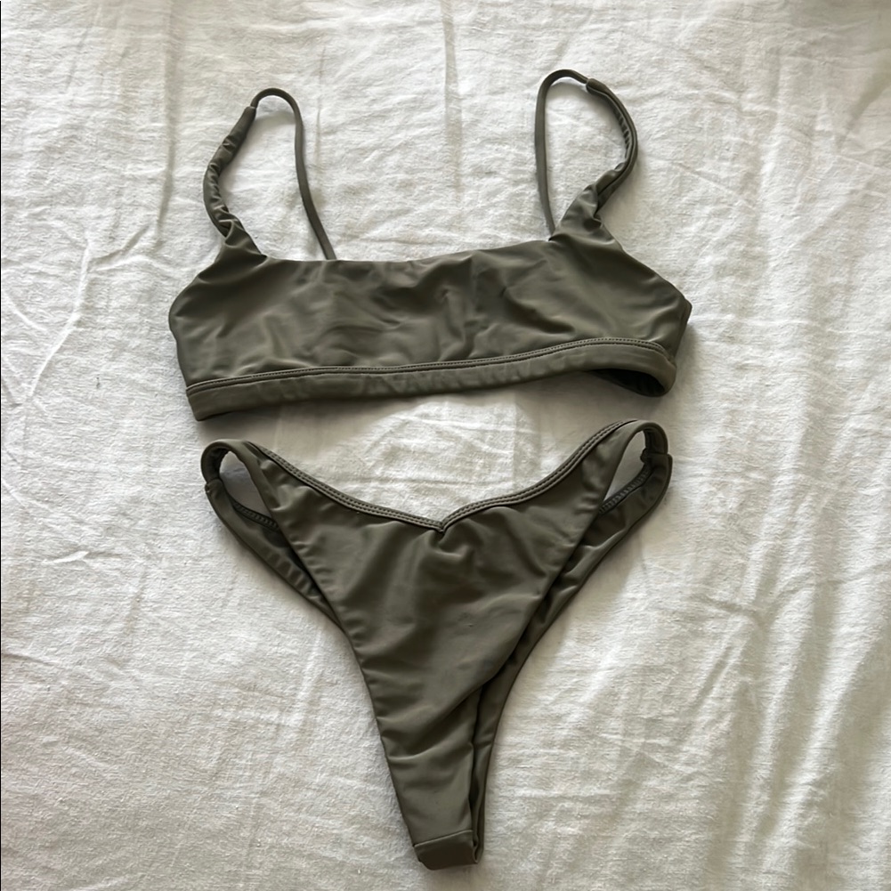 Benoa Swim Palm Set Johnny Bottoms & Mahina Top In Size S